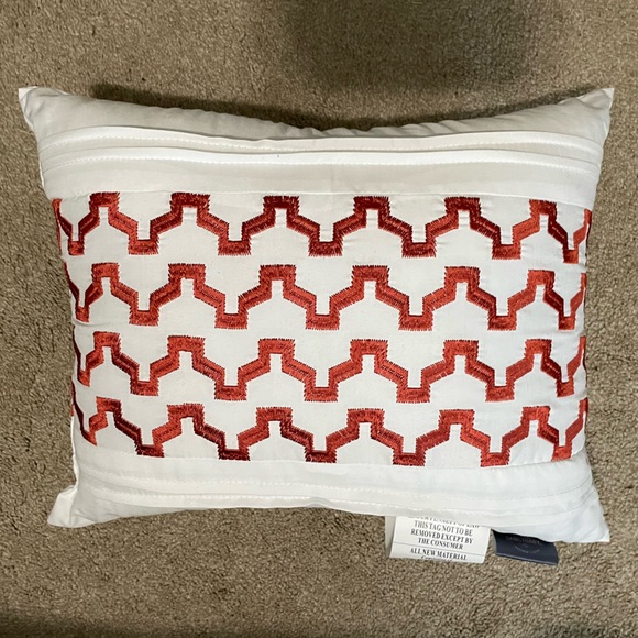 Style Sanctuary Decorative Accent Throw Pillow White & Burnt Orange LIKE NEW - Picture 1 of 2